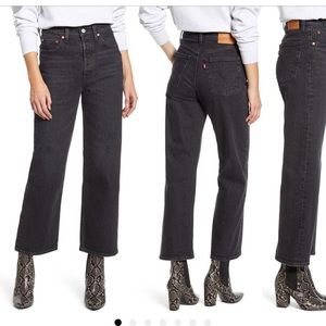 Levi’s ribcage high waist ankle straight leg jean